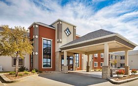 Howard Johnson By Wyndham Oacoma Hotel & Suites